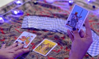 [AGENDA] ‘Curso On-line de Tarot’ com Sabrina Carvalho