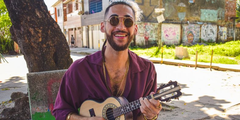 [ÁUDIOS] Músico pernambucano Julihu Cunha lança novo single
